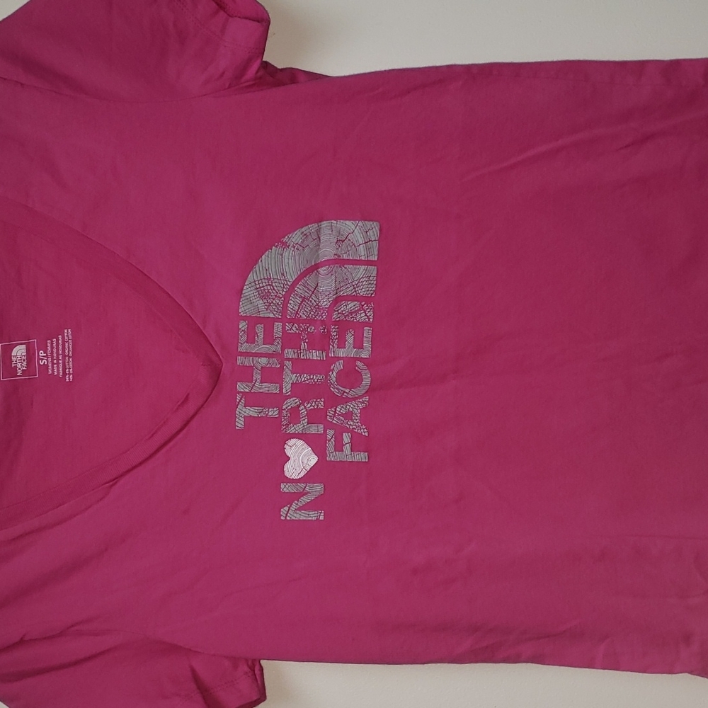 The North Face Tshirt - Picture 7 of 11